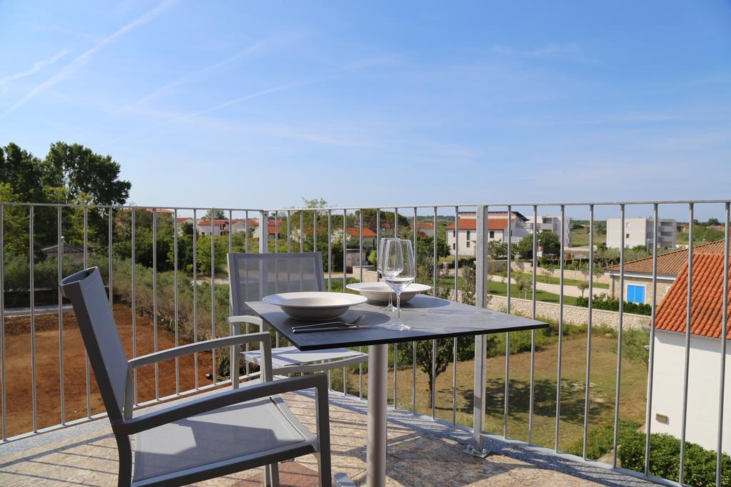 Mk | Apartments Nin Vrsi Exteriör bild